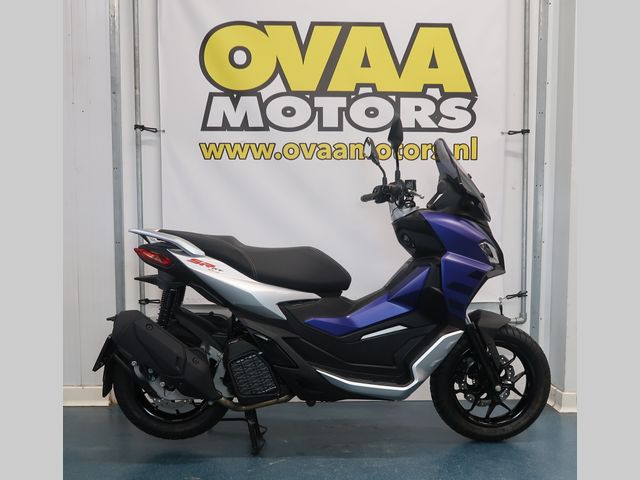aprilia - sr-gt-200
