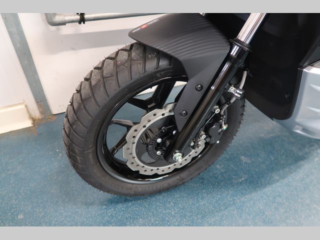 aprilia - sr-gt-200