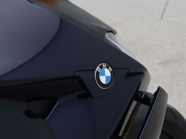 bmw - ce-04