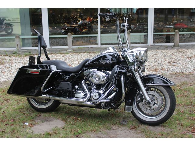 harley-davidson - road-king-classic-flhrc