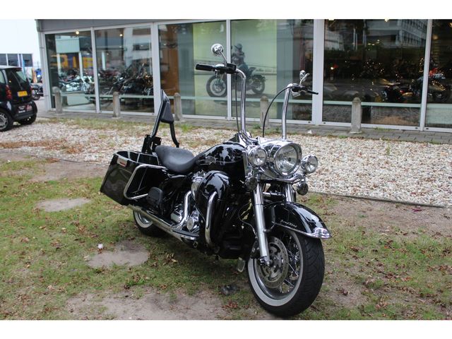 harley-davidson - road-king-classic-flhrc