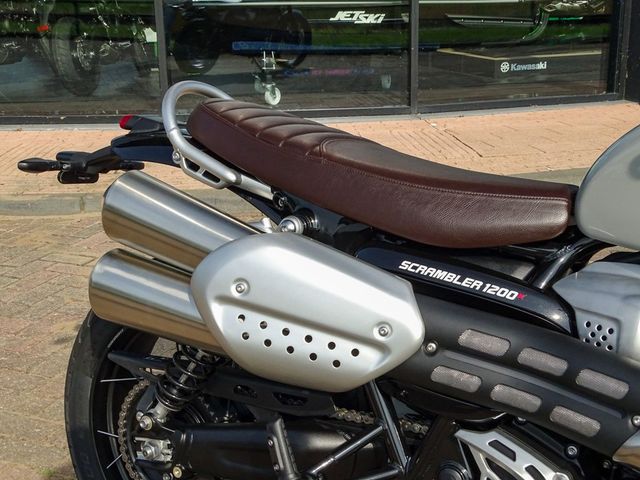 triumph - scrambler-1200-x