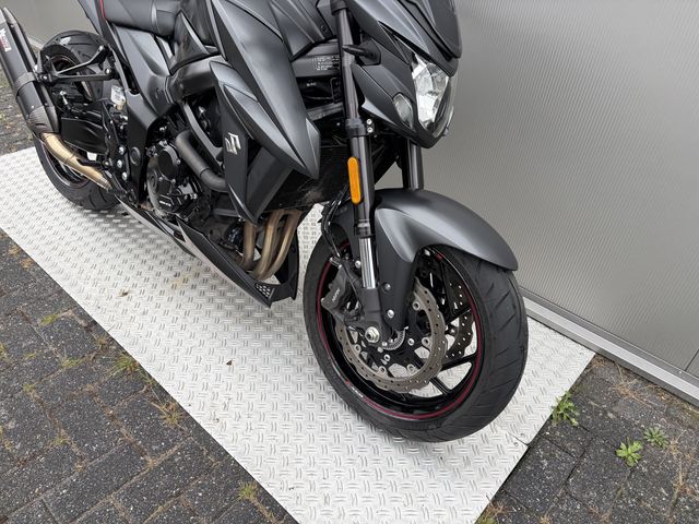 suzuki - gsx-s-750-abs