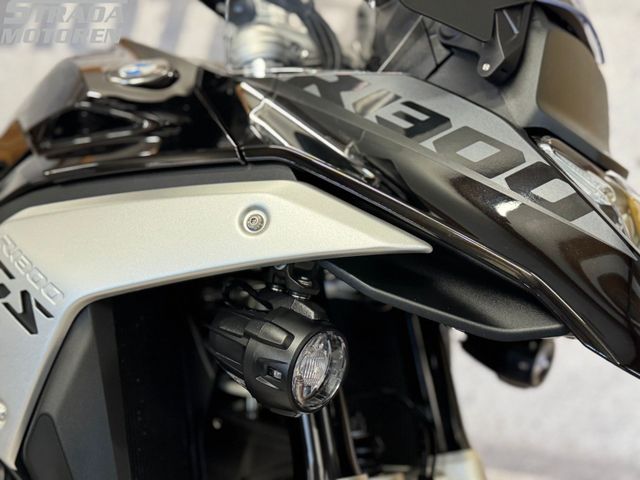 bmw - r-1300-gs-triple-black