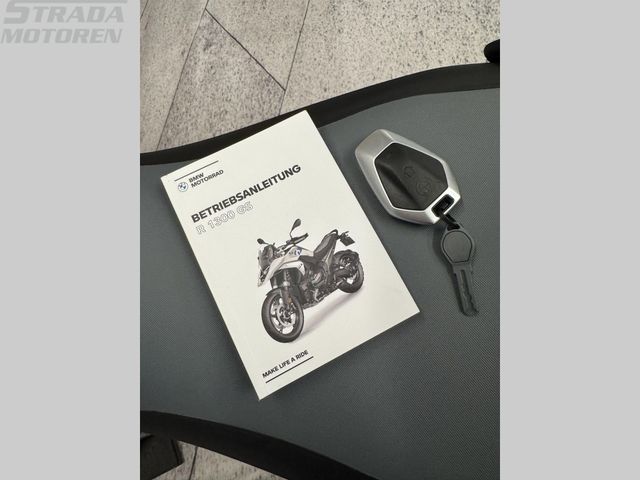 bmw - r-1300-gs-triple-black