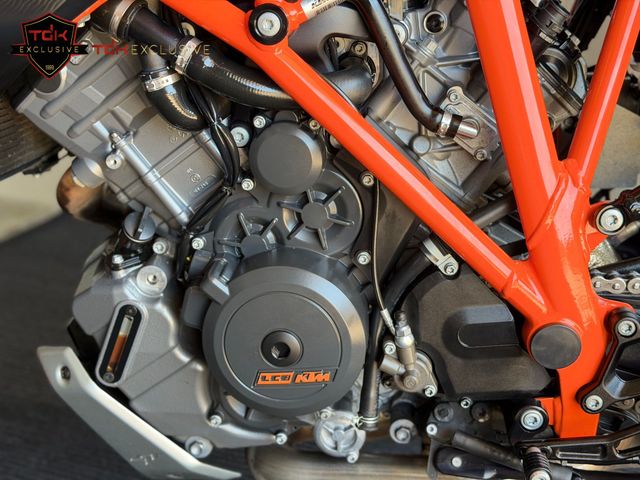 ktm - 1290-super-duke-gt