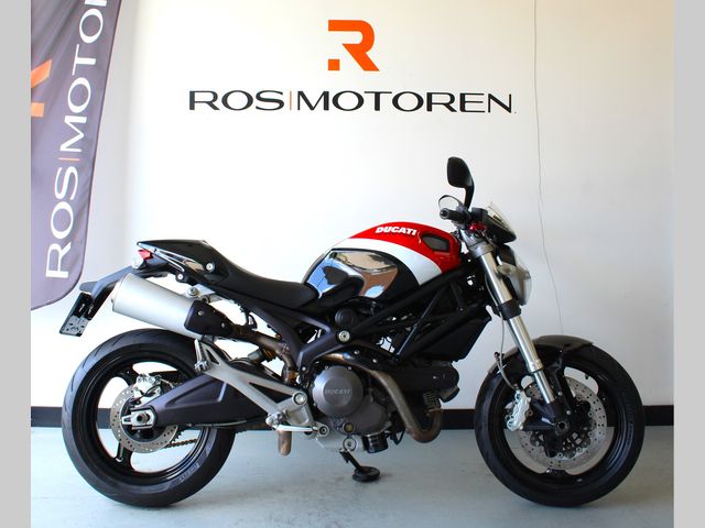 ducati - monster-696