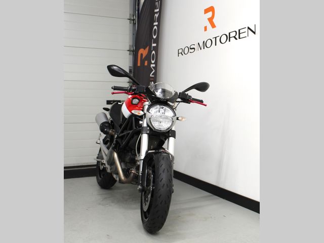 ducati - monster-696