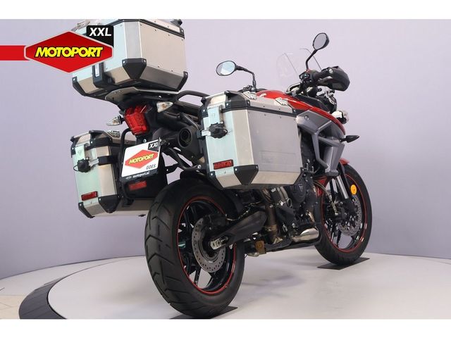triumph - tiger-800-xrt