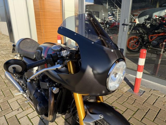 triumph - thruxton-rs