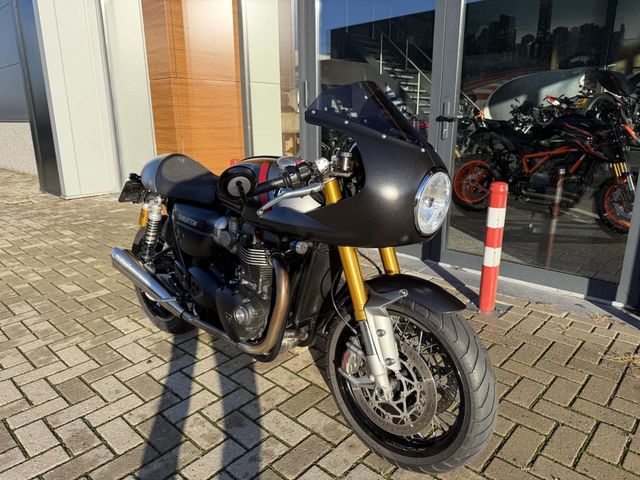 triumph - thruxton-rs