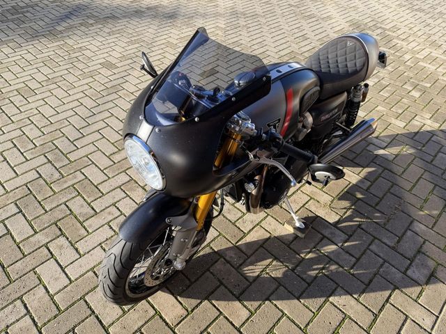 triumph - thruxton-rs