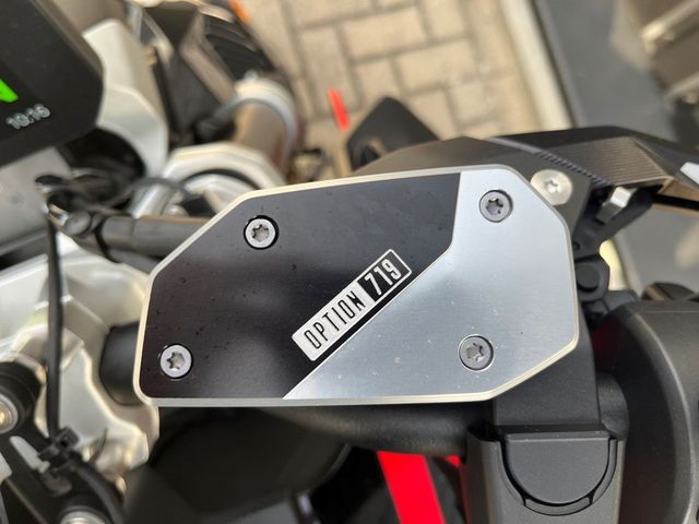 bmw - r-1300-r