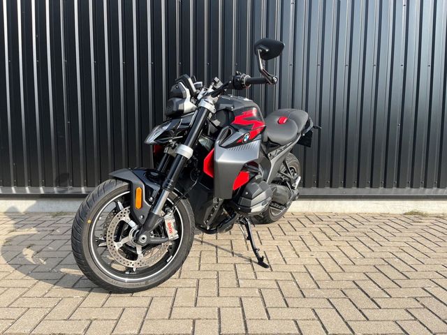 bmw - r-1300-r