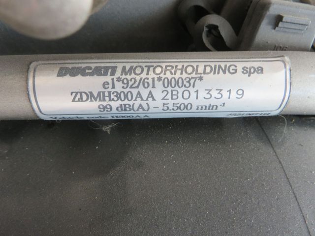 ducati - 748-biposto