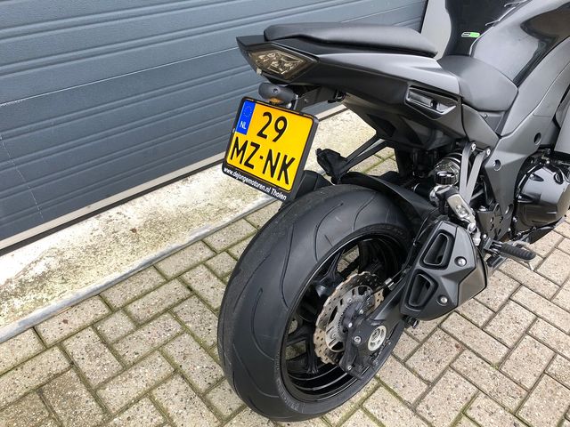 kawasaki - z-1000-sx-abs