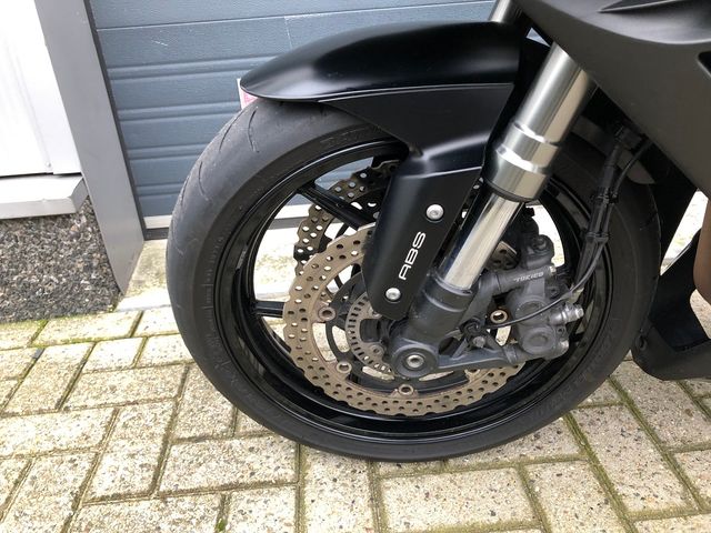 kawasaki - z-1000-sx-abs