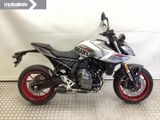 SUZUKI GSX-8S