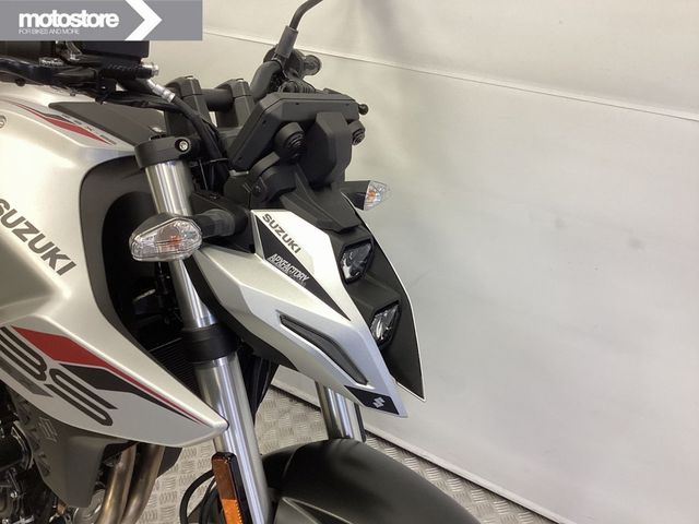 suzuki - gsx-8s