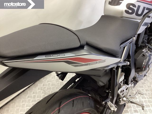 suzuki - gsx-8s