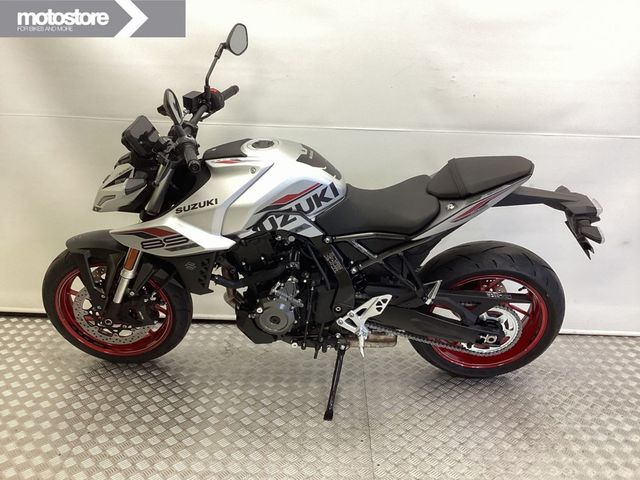 suzuki - gsx-8s