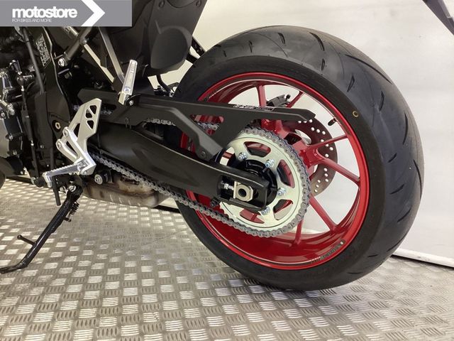 suzuki - gsx-8s