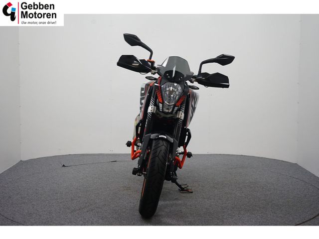 ktm - 390-duke