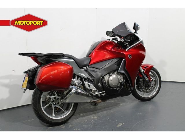 honda - vfr-1200-f