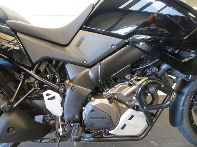 suzuki - v-strom-1050