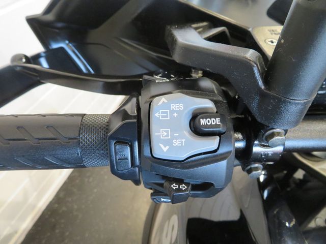 suzuki - v-strom-1050