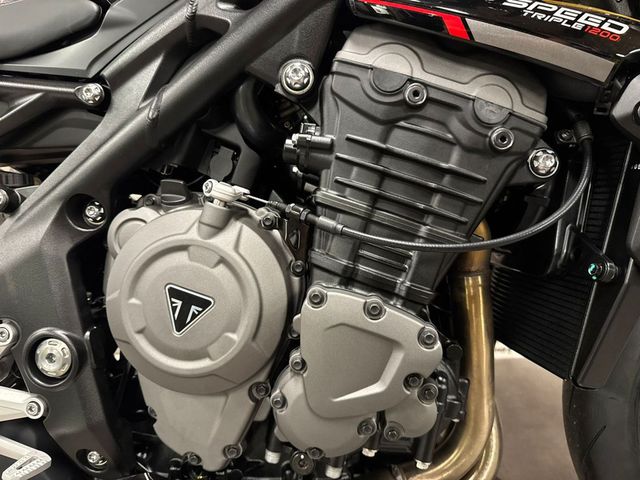 triumph - speed-triple-1200-rs