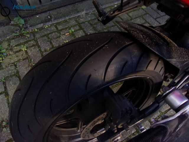 kawasaki - z-750-s