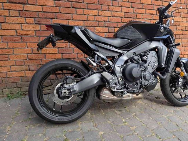 yamaha - mt-09-y-amt