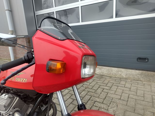 moto-guzzi - v-35-imola