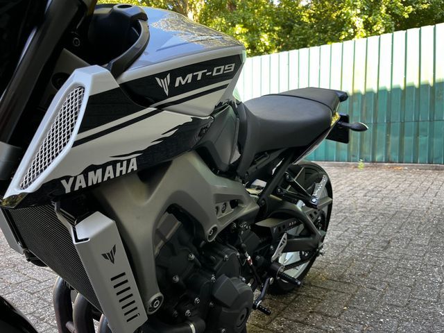 yamaha - mt-09-abs