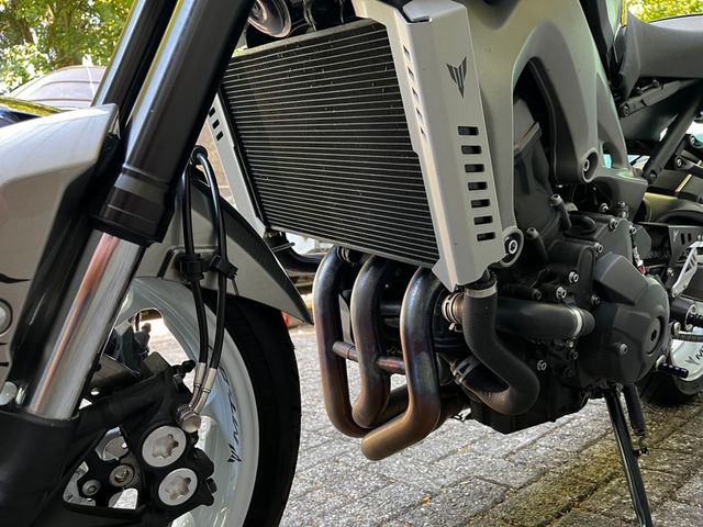 yamaha - mt-09-abs