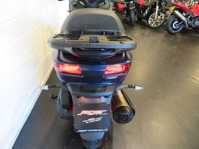 piaggio - mp3-500-lt-sport