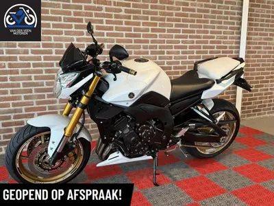 YAMAHA FZ 8 ABS – foto 4