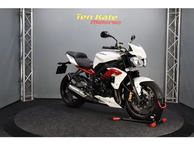 TRIUMPH STREET TRIPLE R ABS – foto 2