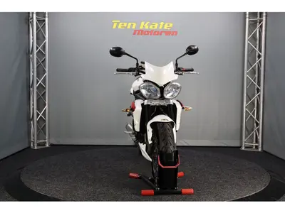 TRIUMPH STREET TRIPLE R ABS – foto 3