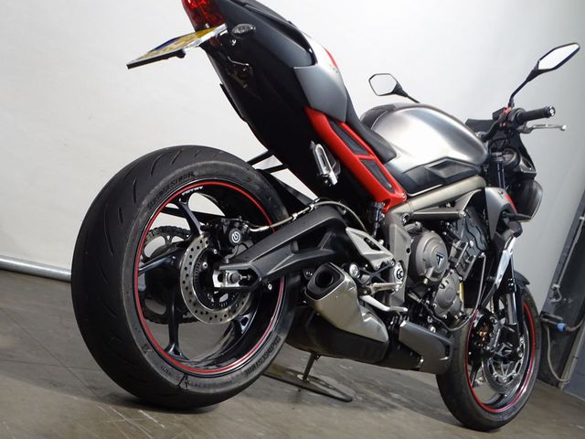 triumph - street-triple-r