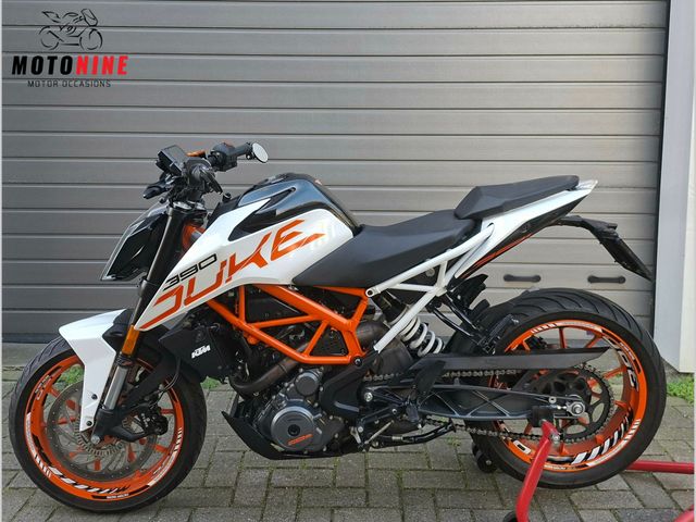 ktm - 390-duke