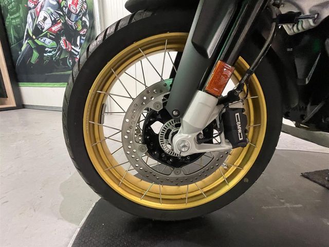 bmw - r-1250-gs-40-years-gs-edition