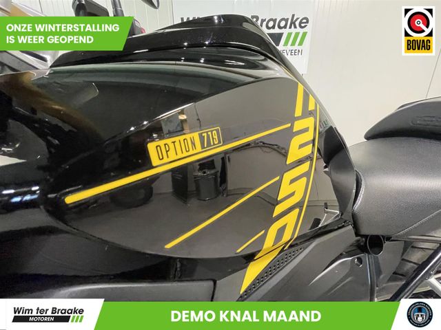 bmw - r-1250-gs-40-years-gs-edition