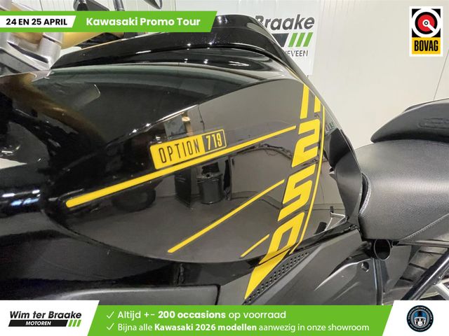 bmw - r-1250-gs-40-years-gs-edition