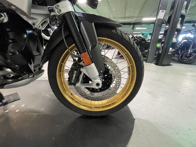 bmw - r-1250-gs-40-years-gs-edition