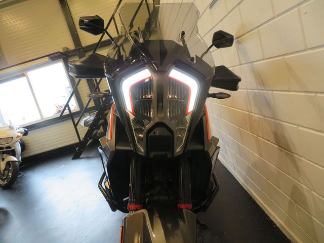 ktm - 1290-super-adventure-s
