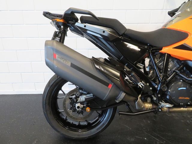 ktm - 1290-super-adventure-s