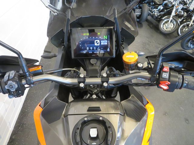 ktm - 1290-super-adventure-s