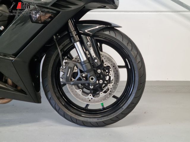 kawasaki - z-1000-sx-abs